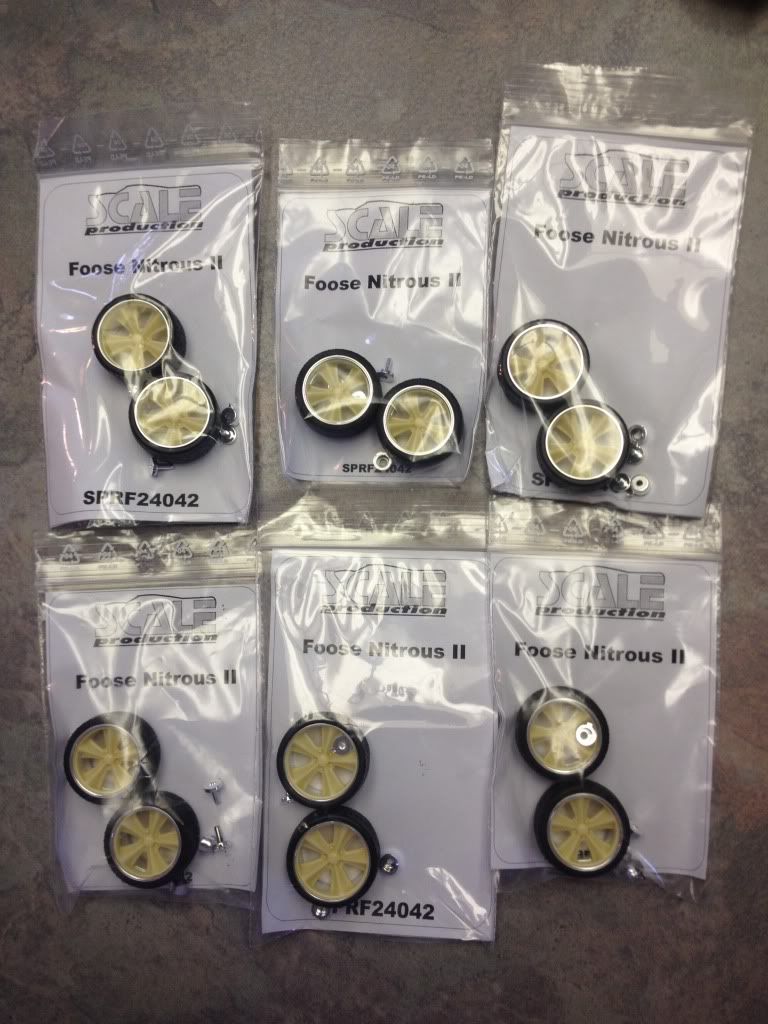 555C0E5D-5474-492D-BA43-11B04D5A19AC-250