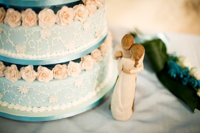 http://i892.photobucket.com/albums/ac125/lovemademedoit/GN_ladybugwedding_045.jpg?t=1296474074