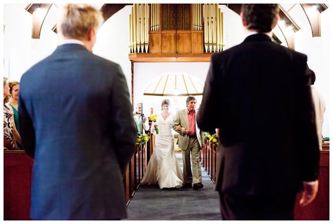 http://i892.photobucket.com/albums/ac125/lovemademedoit/NH_YellowWedding_018.jpg?t=1293438142