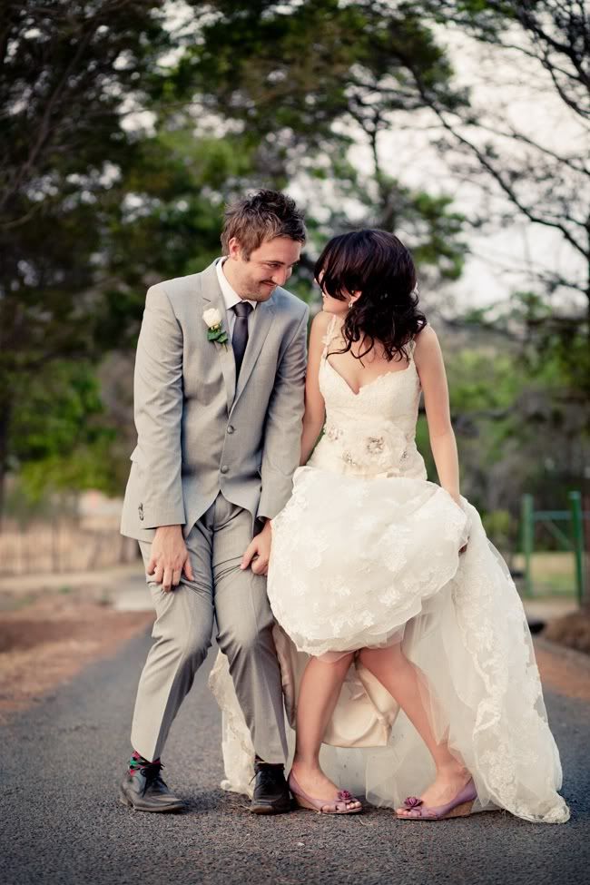 http://i892.photobucket.com/albums/ac125/lovemademedoit/gorgeousweddingshoes2.jpg?t=1285873608