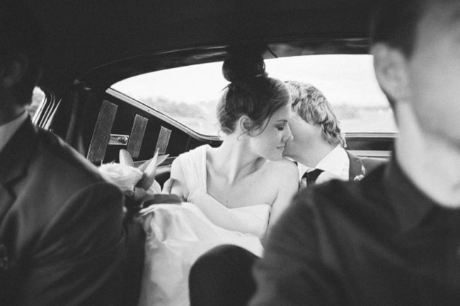 http://i892.photobucket.com/albums/ac125/lovemademedoit/welovepictures%20blog/BushWedding_Malelane_041.jpg?t=1355997318