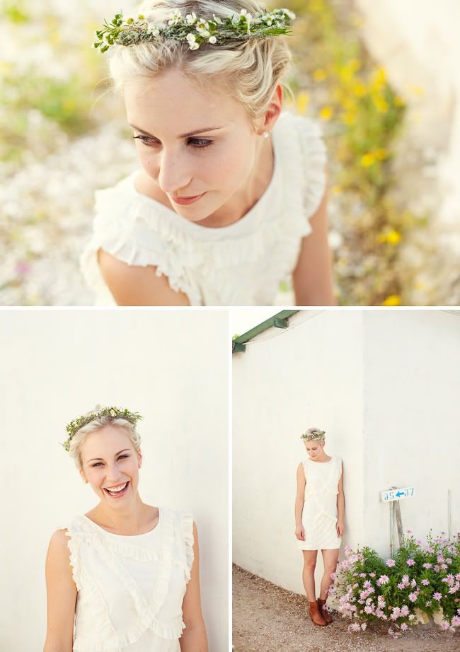 http://i892.photobucket.com/albums/ac125/lovemademedoit/welovepictures/StrandKombuis_Wedding_026.jpg?t=1324563812