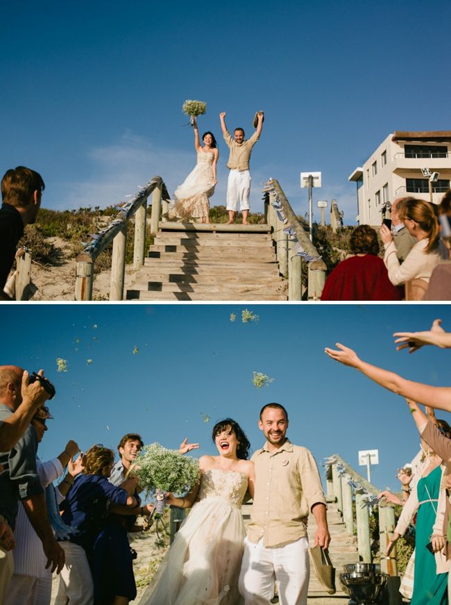 http://i892.photobucket.com/albums/ac125/lovemademedoit/welovepictures/WestCoast_BeachWedding_016.jpg?t=1342697448