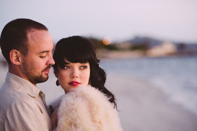 http://i892.photobucket.com/albums/ac125/lovemademedoit/welovepictures/WestCoast_BeachWedding_020.jpg?t=1342697461