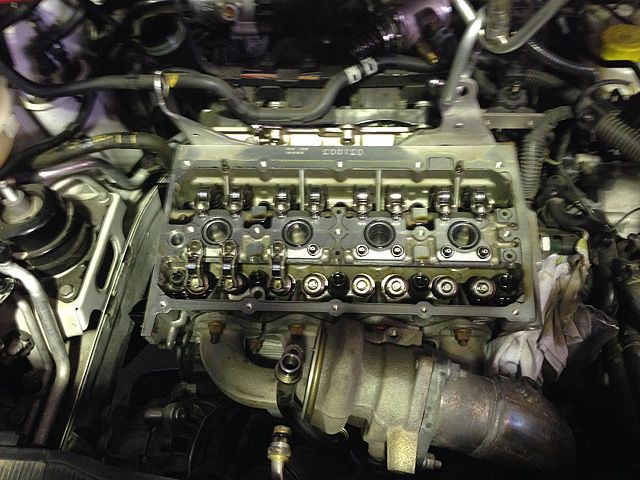 exhaust_valve_springs_upgrade5_zpsd3e37061.jpg