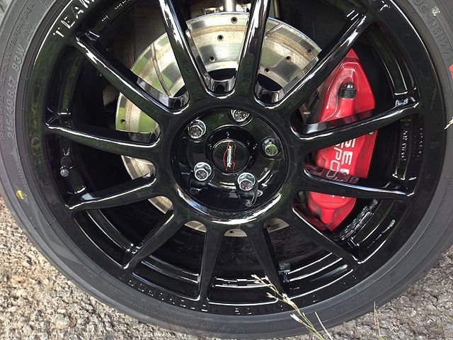 front_right_brakes_closeup2_zps8503c2a5.jpg