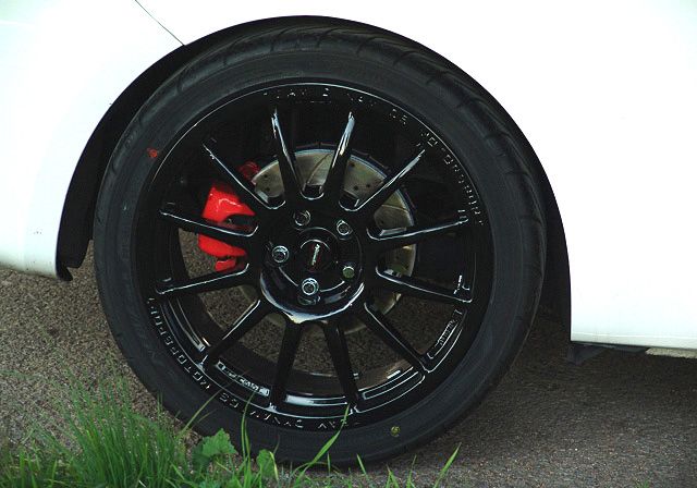 rear_right_brakes_closeup1_zpsff1311d1.jpg
