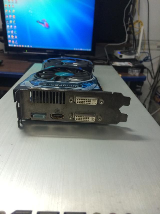 Case Lian Li (full nhôm ) VGA Gigabite 6850 (1Gb ,256bit ,GDDR 5)giá rẻ như cho , - 8