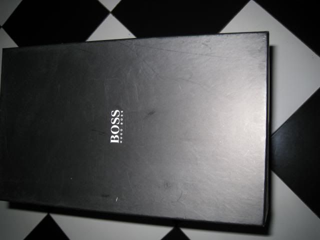 Giày Hugo Boss fullbox xách tay cho anh em đây